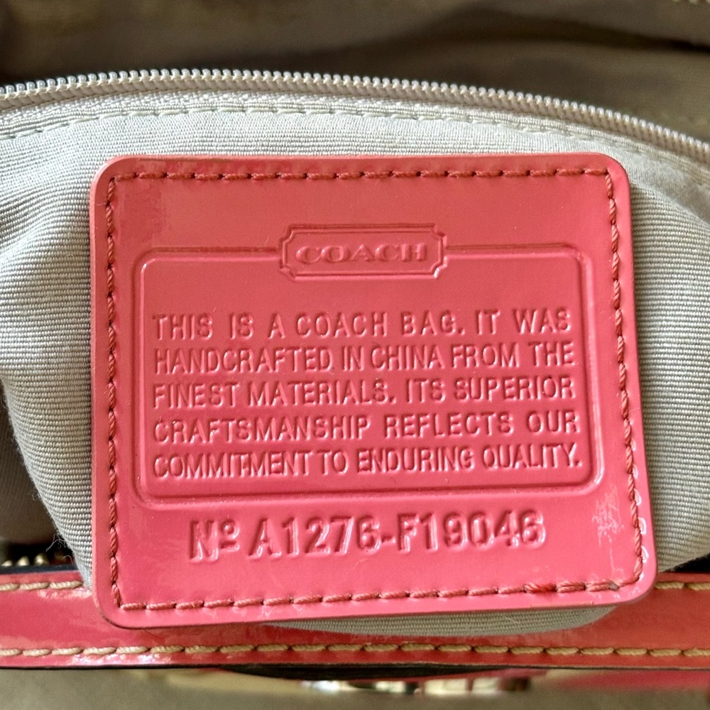 Vintage Coach Signature Bag - Picture 2 of 6